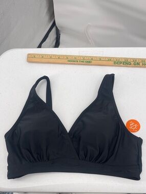 Charmo NWT black padded bikini top